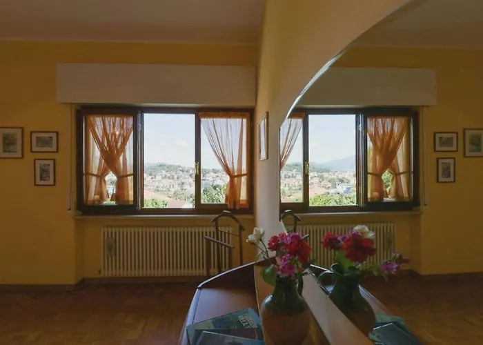 Holiday home Autonoma Affacciata Sul Golfo Borromeo